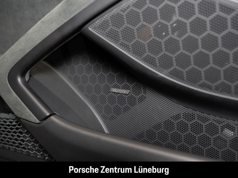 Porsche 718 Cayman GT4 RS