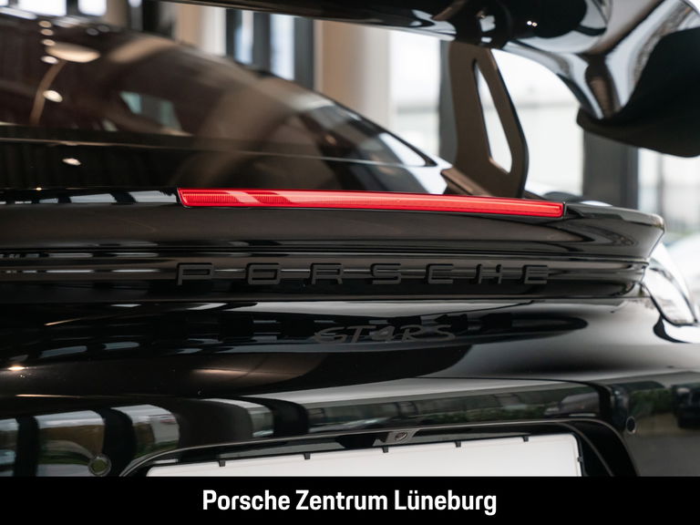 Porsche 718 Cayman GT4 RS