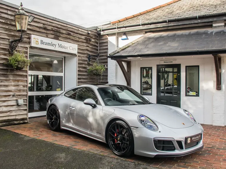 Porsche 991.2 Carrera 4 GTS