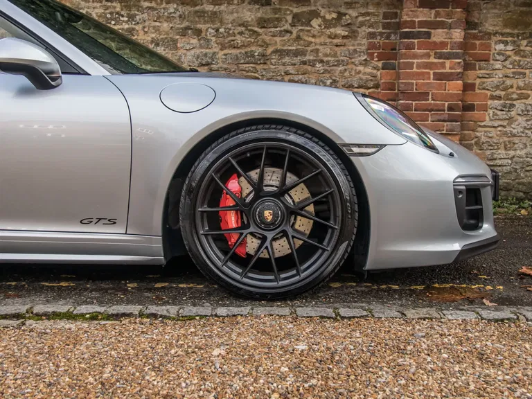 Porsche 991.2 Carrera 4 GTS
