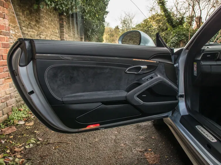 Porsche 991.2 Carrera 4 GTS