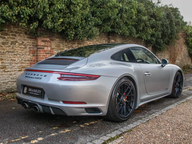 Porsche 991.2 Carrera 4 GTS