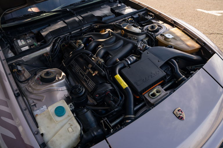 Porsche 944 Turbo Cup