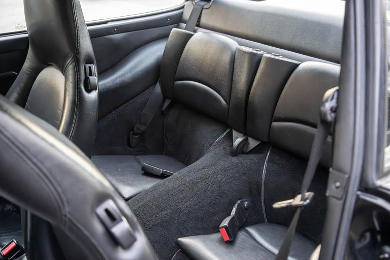 Porsche 993 Carrera 4