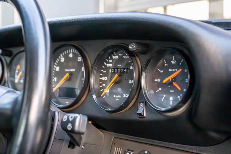 Porsche 993 Carrera 4