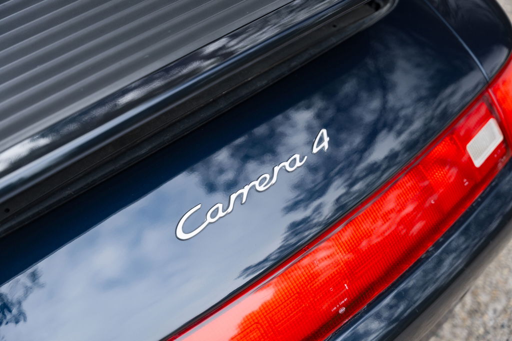 Porsche 993 Carrera 4