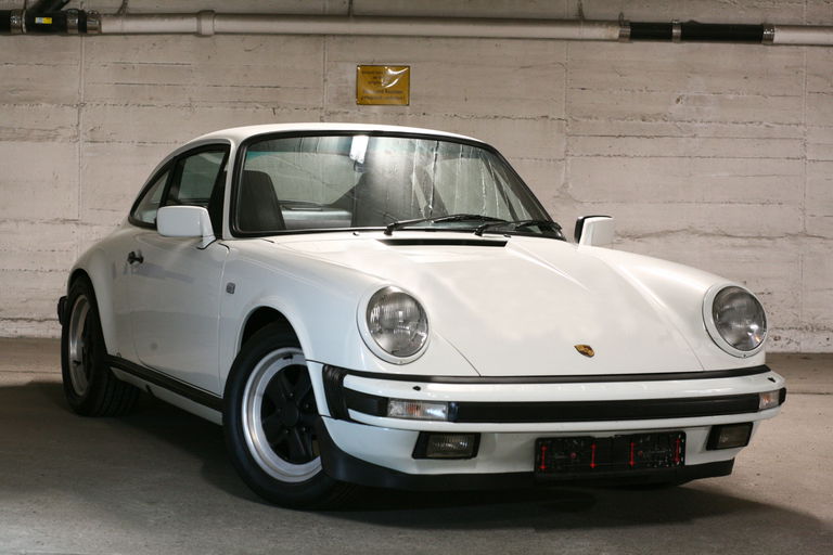 Porsche 911 Carrera 3.2