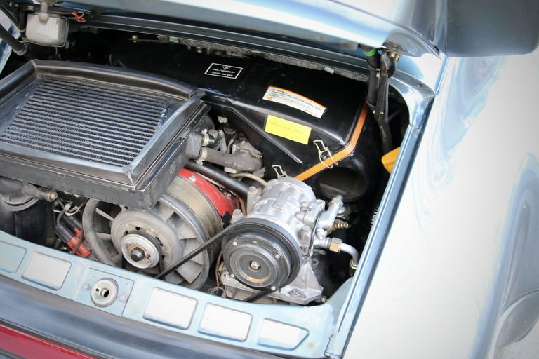 Porsche 911 Turbo 3.3 (US)