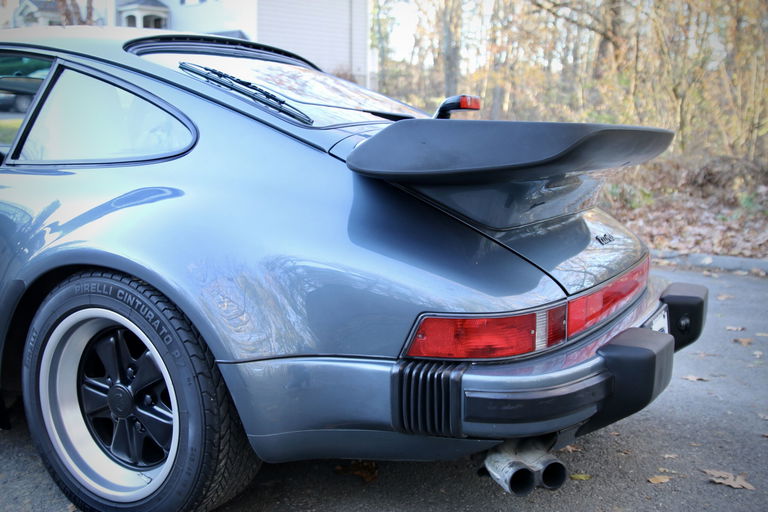 Porsche 911 Turbo 3.3 (US)