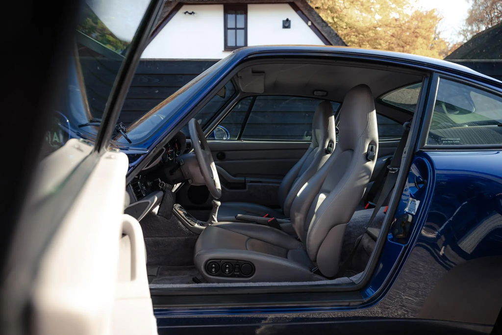 Porsche 993 Carrera