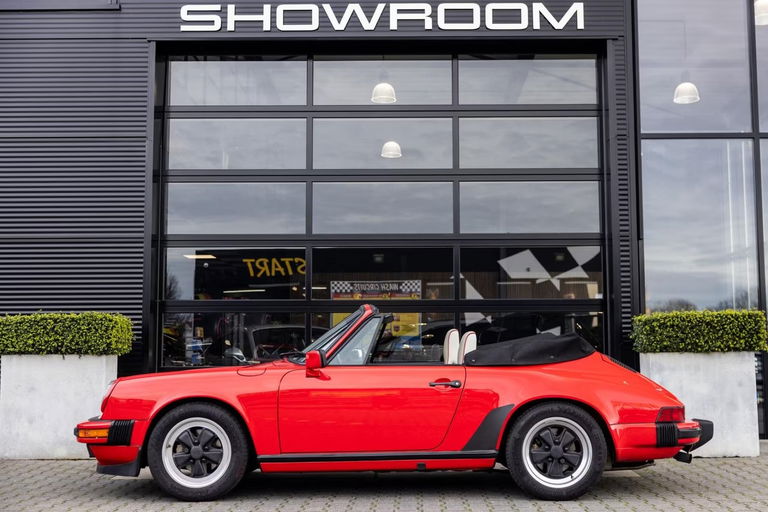 Porsche 911 Carrera 3.2 (US)