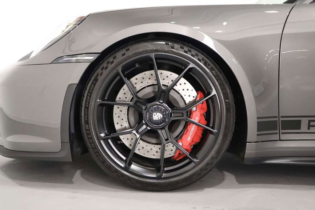 Porsche 992 GT3 Touring