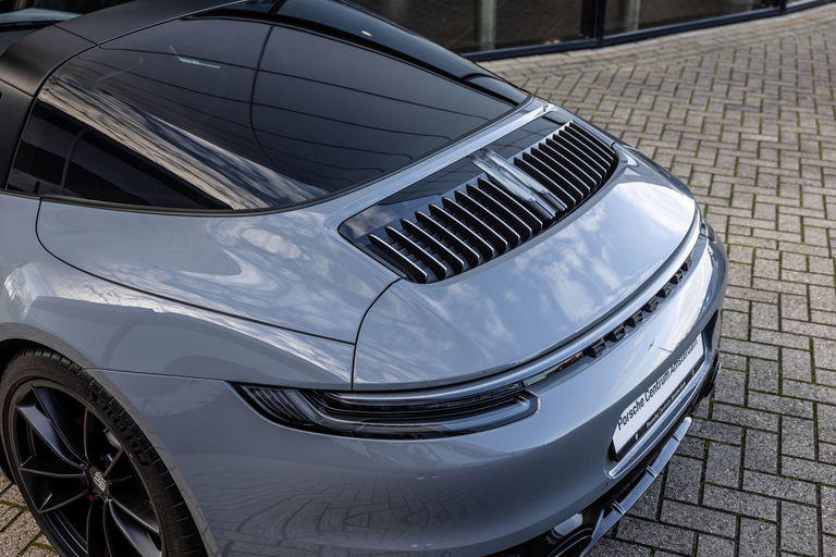 Porsche 992 Targa 4