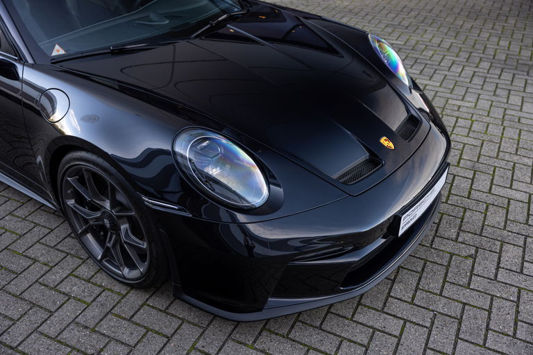 Porsche 992 GT3 Touring