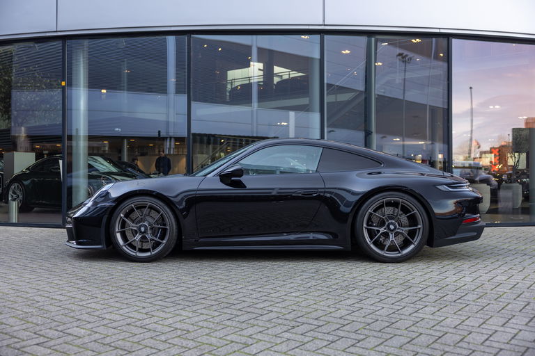 Porsche 992 GT3 Touring