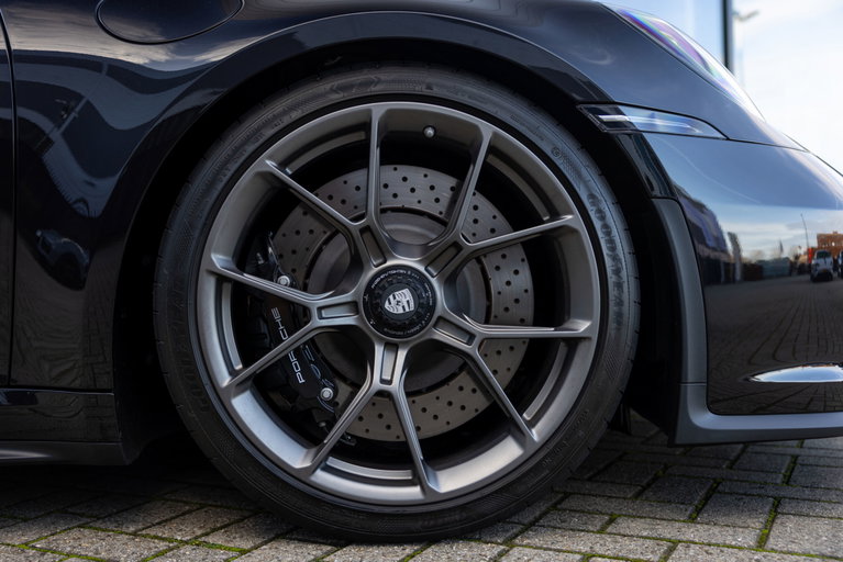 Porsche 992 GT3 Touring