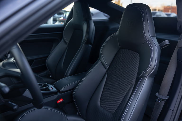 Porsche 992 GT3 Touring