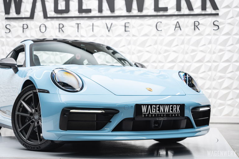 Porsche 992 Carrera T