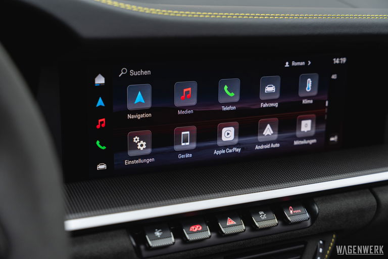 Porsche 992.2 Carrera 4 GTS