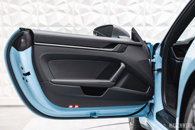 Porsche 992 Carrera T