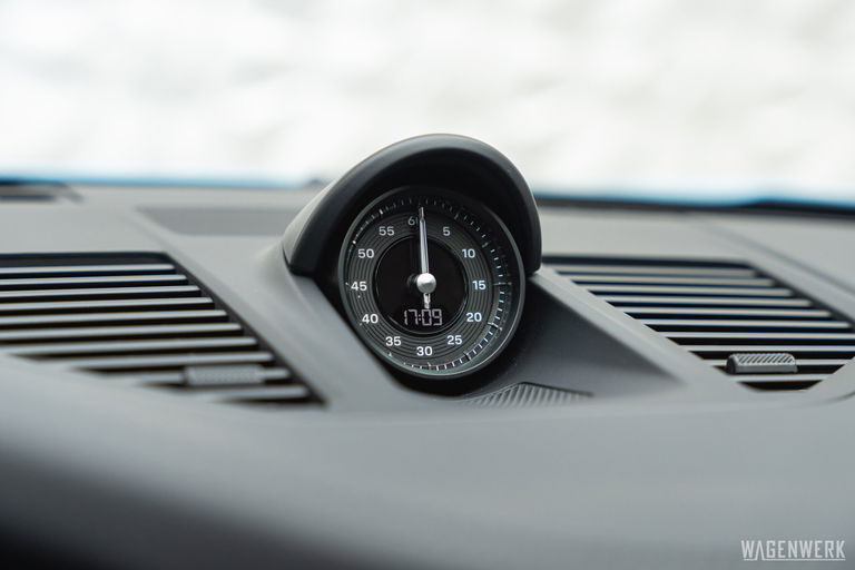 Porsche 992 Carrera T