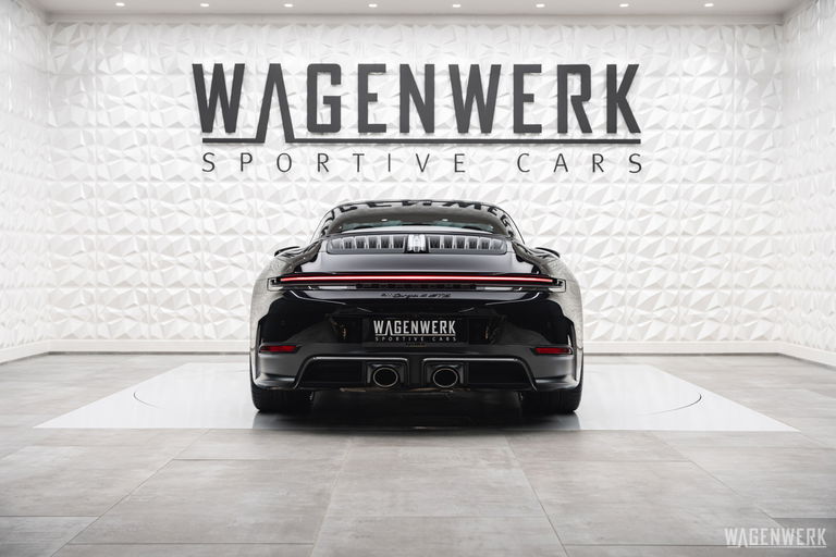 Porsche 992.2 Carrera 4 GTS