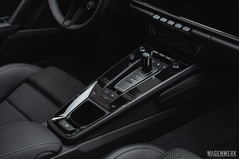 Porsche 992 Carrera T