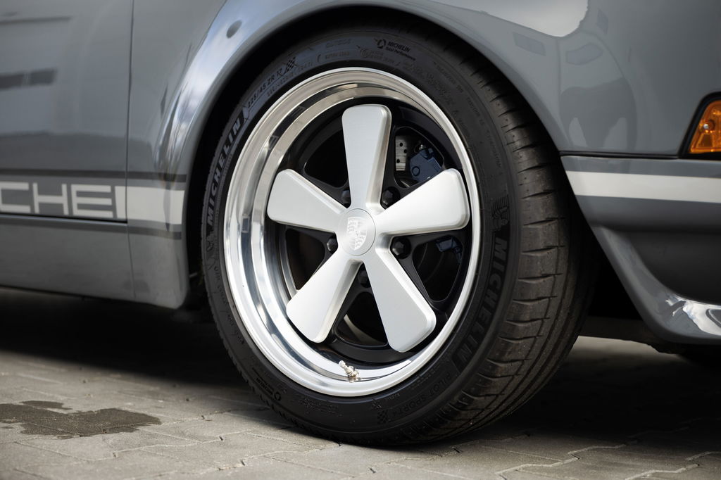 Porsche 911 Backdate