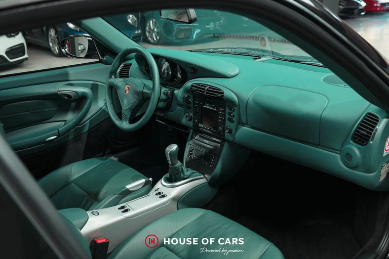 Porsche 996 Carrera 4