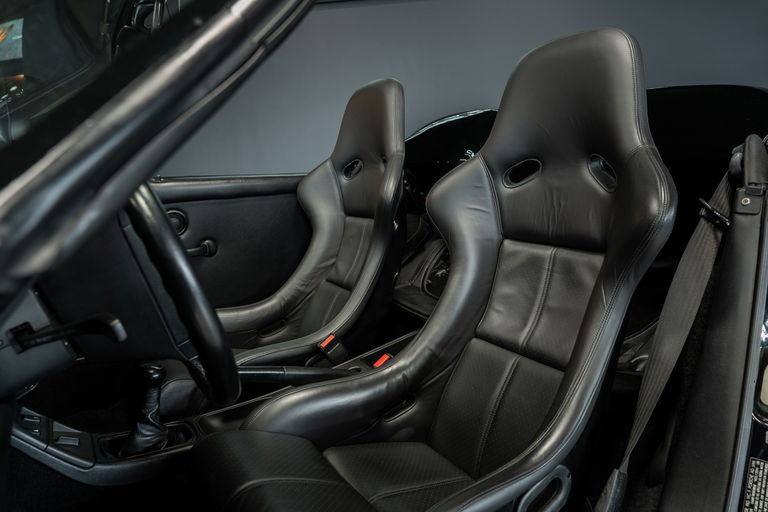 Porsche 964 Carrera 2 Speedster