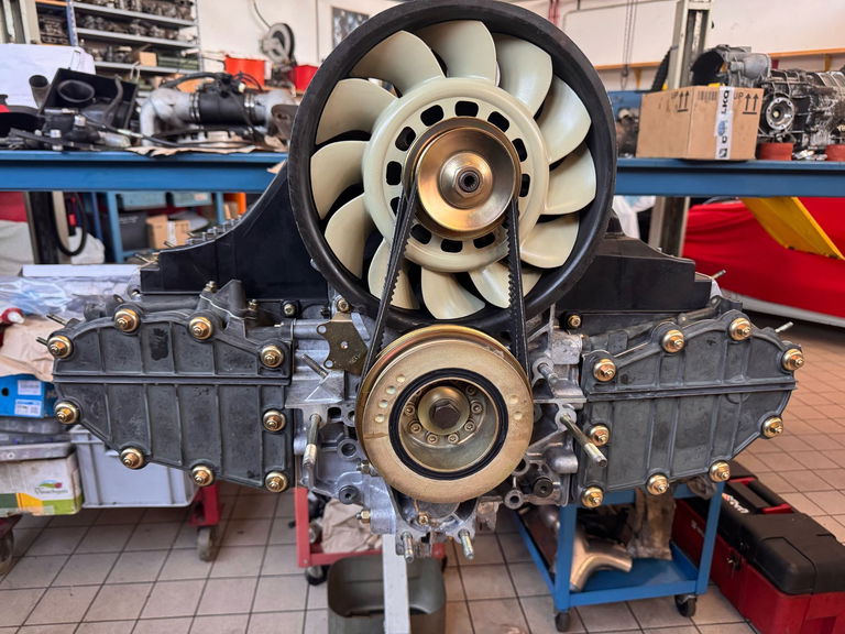 Porsche 964 Carrera 4