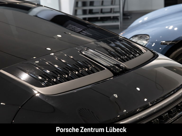 Porsche 992.2 Carrera 4 GTS