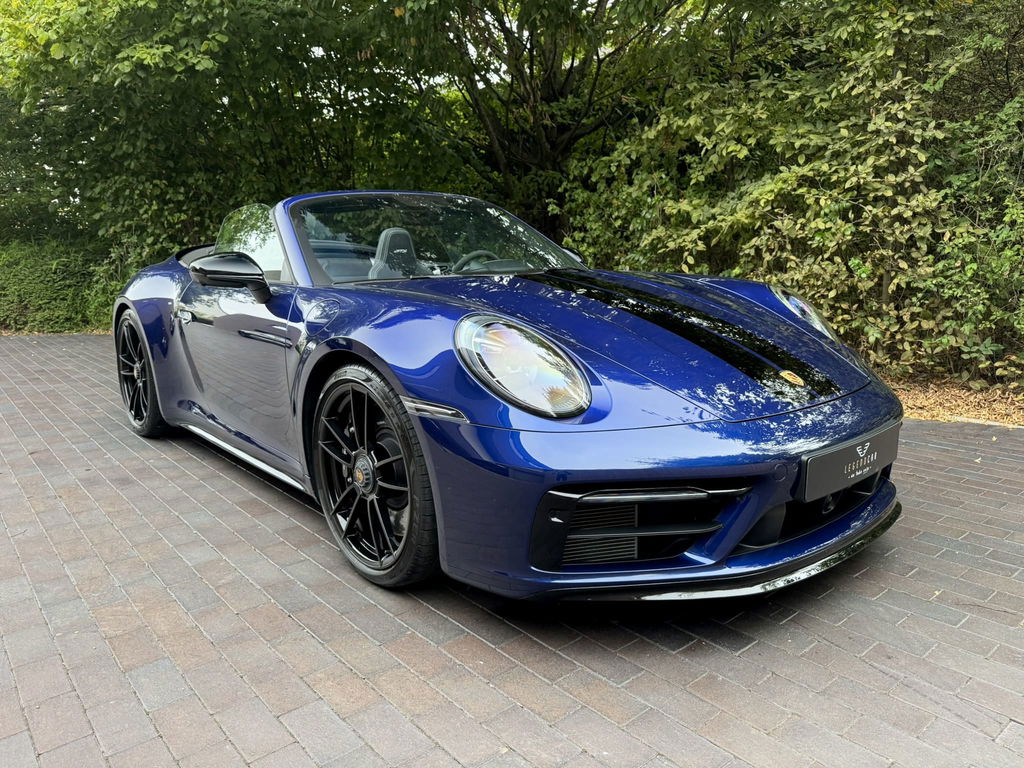Porsche 992 Carrera GTS