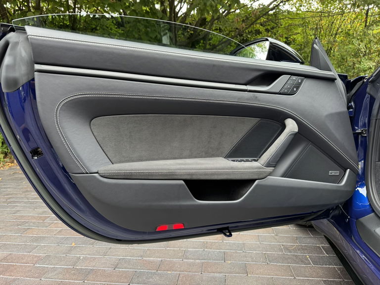 Porsche 992 Carrera GTS