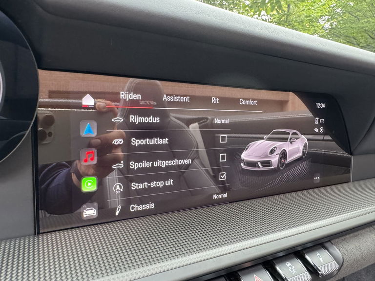 Porsche 992 Carrera GTS