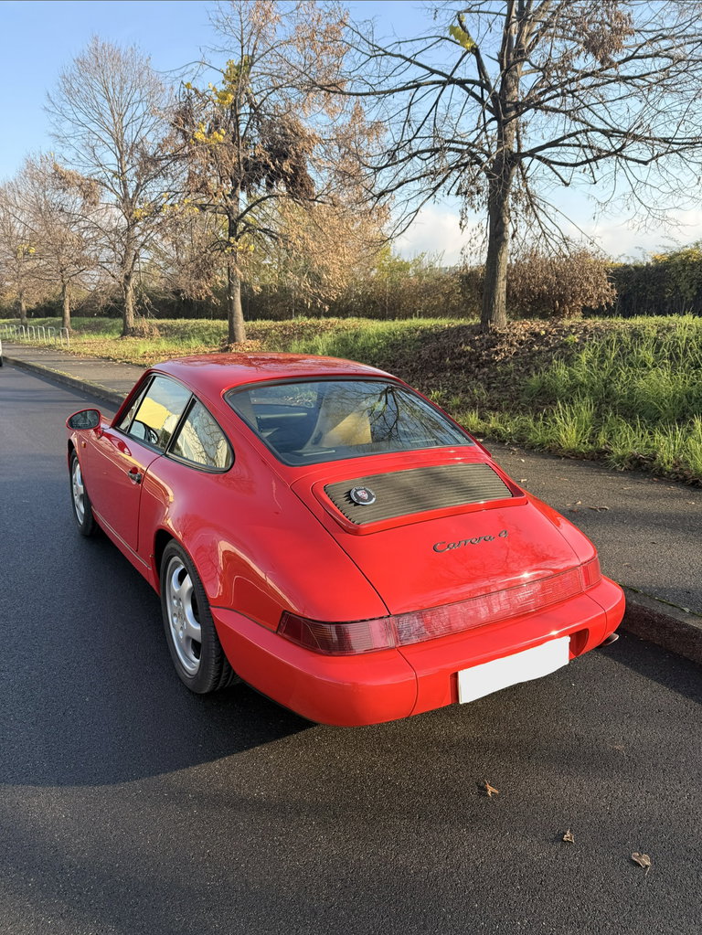 Porsche 964 Carrera 4