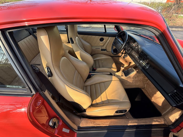 Porsche 964 Carrera 4