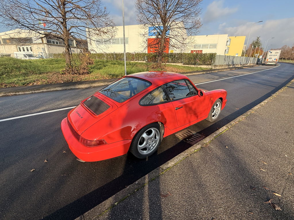 Porsche 964 Carrera 4