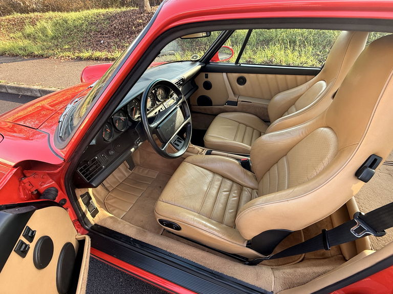 Porsche 964 Carrera 4