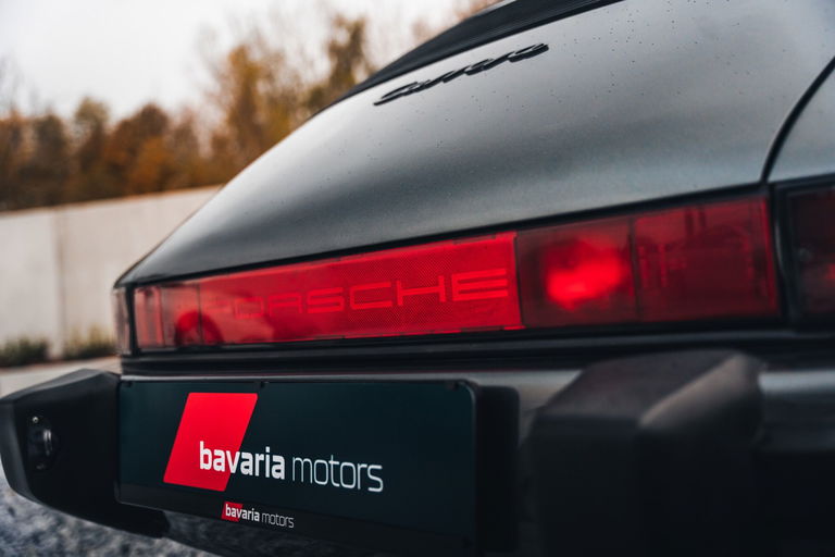 Porsche 911 Carrera 3.2