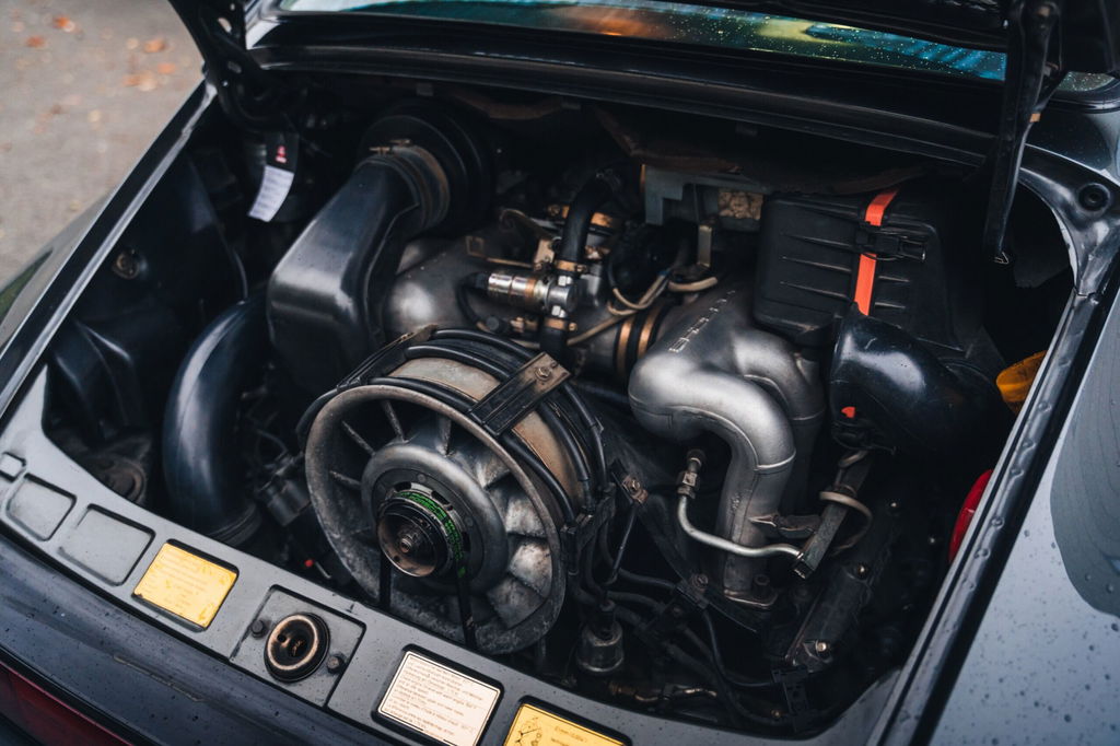 Porsche 911 Carrera 3.2