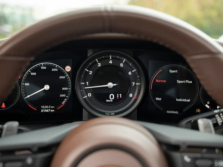 Porsche 992 Carrera 4S