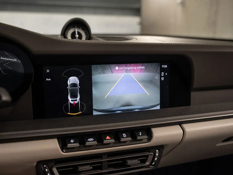 Porsche 992 Carrera 4S