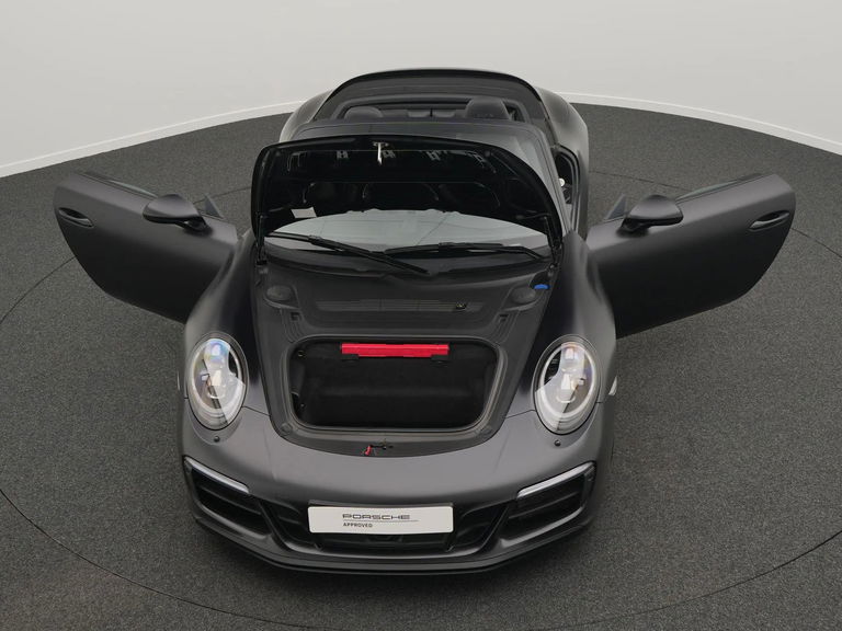 Porsche 991.2 Carrera GTS