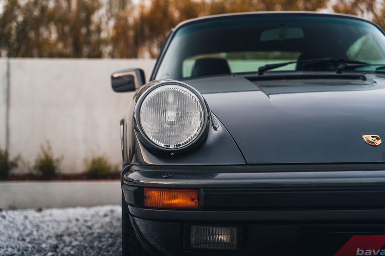 Porsche 911 Carrera 3.2