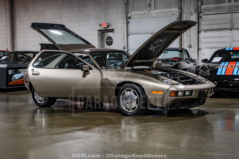 Porsche 928 S