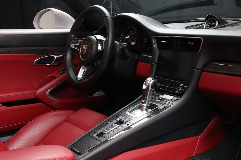 Porsche 991.2 Carrera 4 GTS