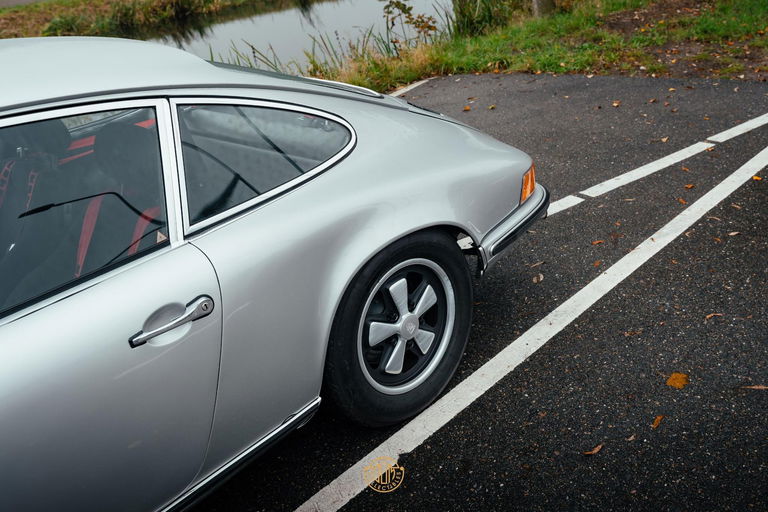 Porsche 911 S (F-Modell)