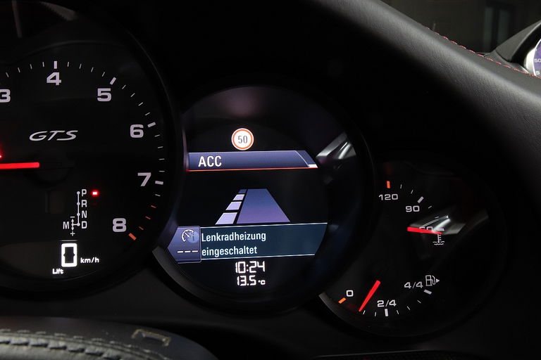 Porsche 991.2 Carrera 4 GTS