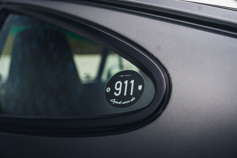 Porsche 911 Carrera 3.2